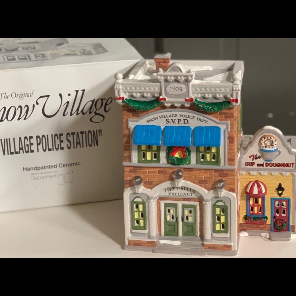 Dept 56 Village Police Dept